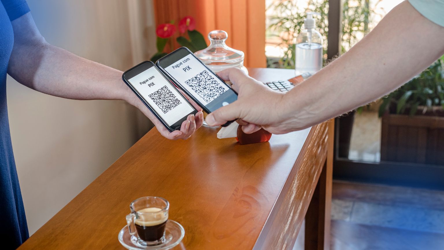 Pix acima de R$ 5 mil será taxado